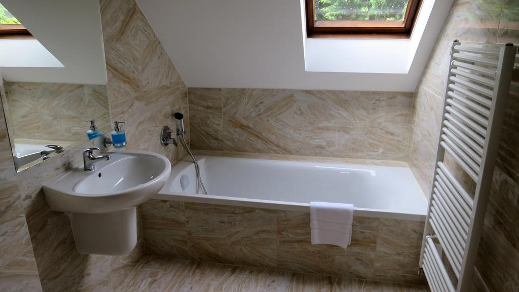 Penzion Lapas U Hoffera ニトラ 部屋 写真